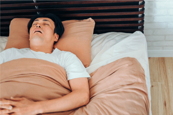 睡眠時無呼吸症候群の男性